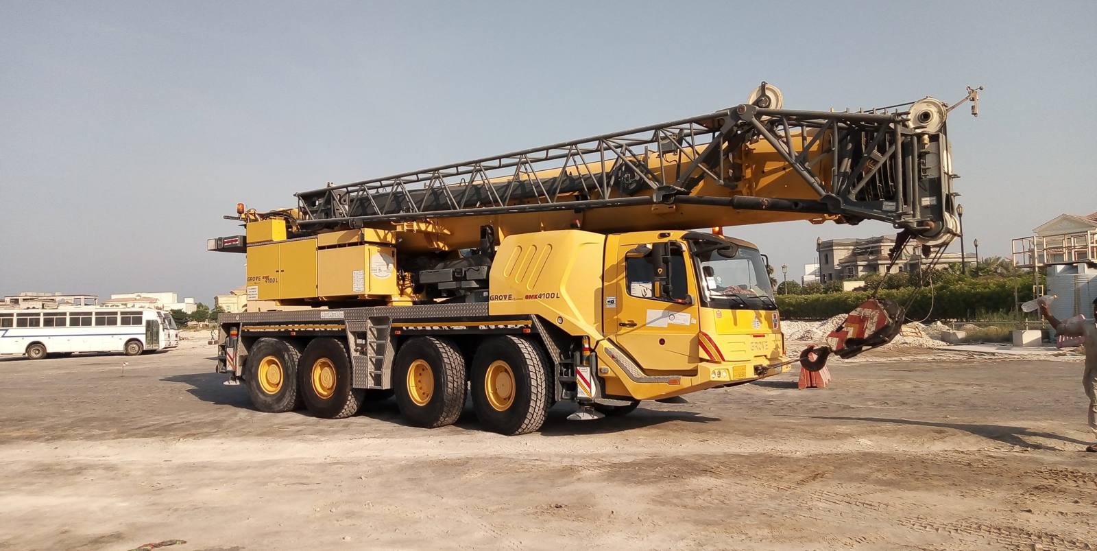 100-tonne all-terrain mobile crane on site
